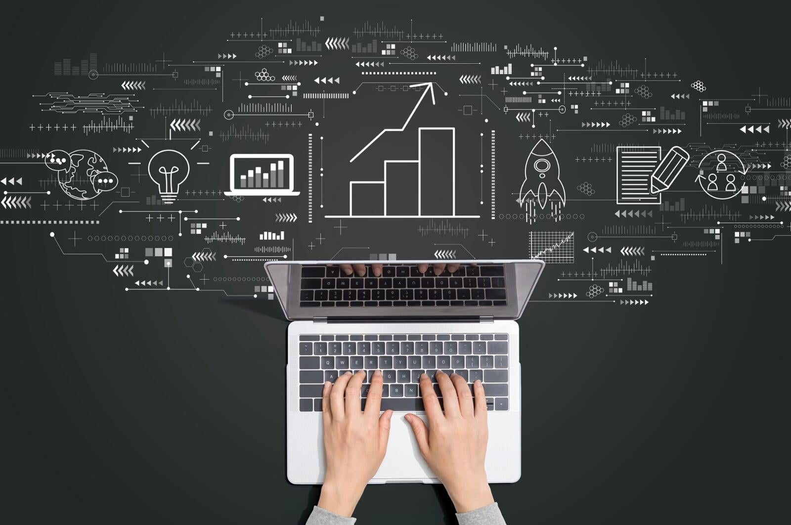 IT support specialist helping a client
